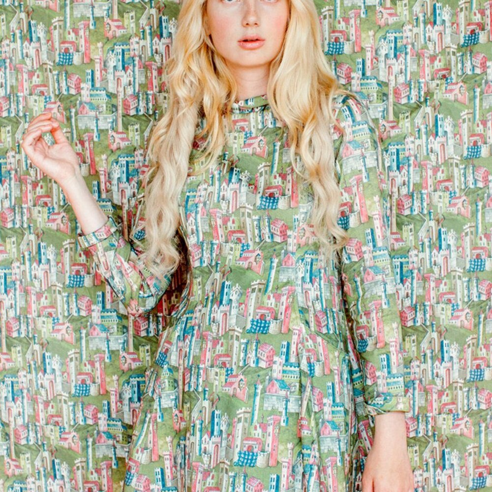 Samantha Pleet Castle Passion Dress sz 2